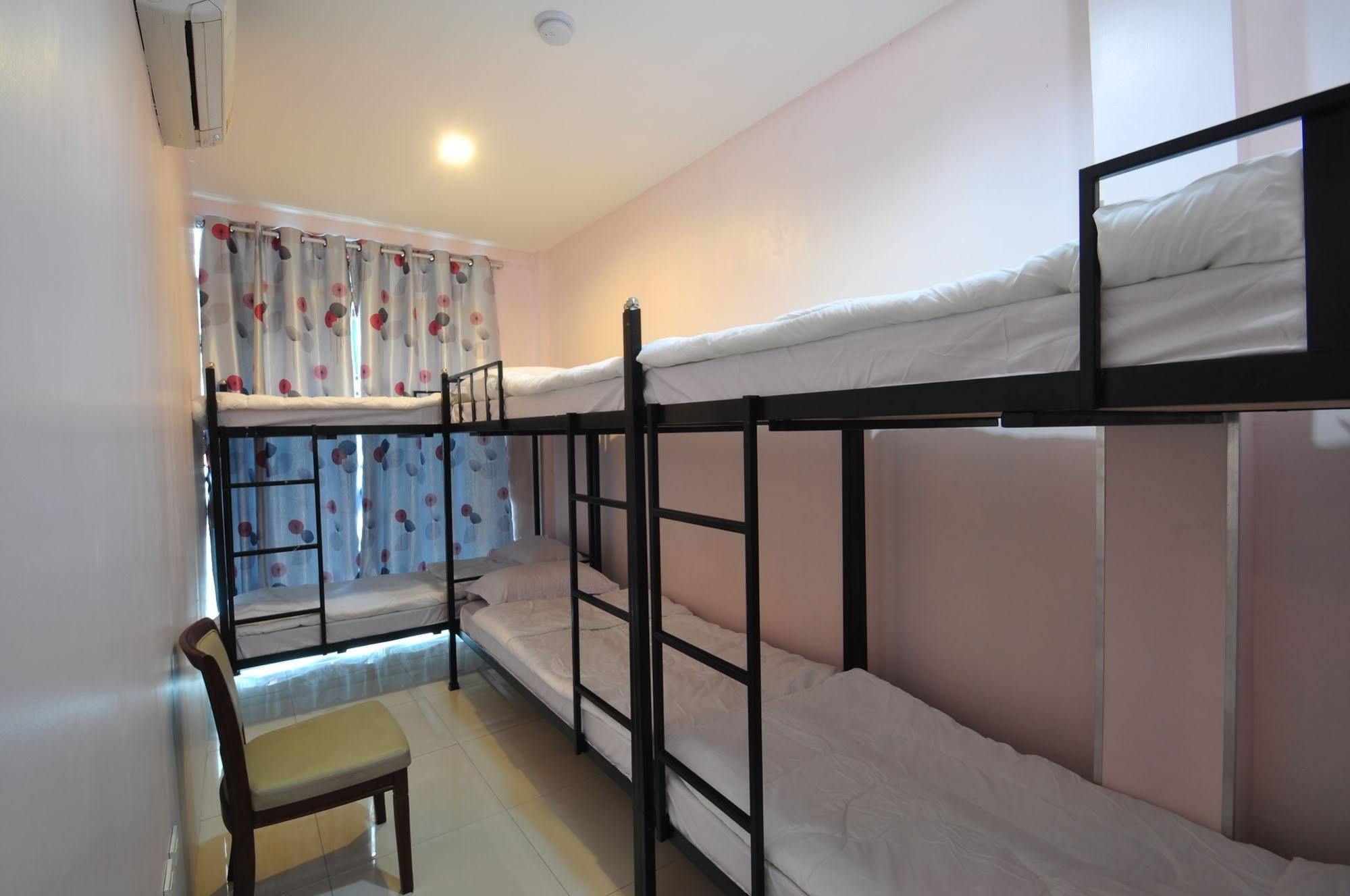 Orchid Hostel Bangkok Exterior foto